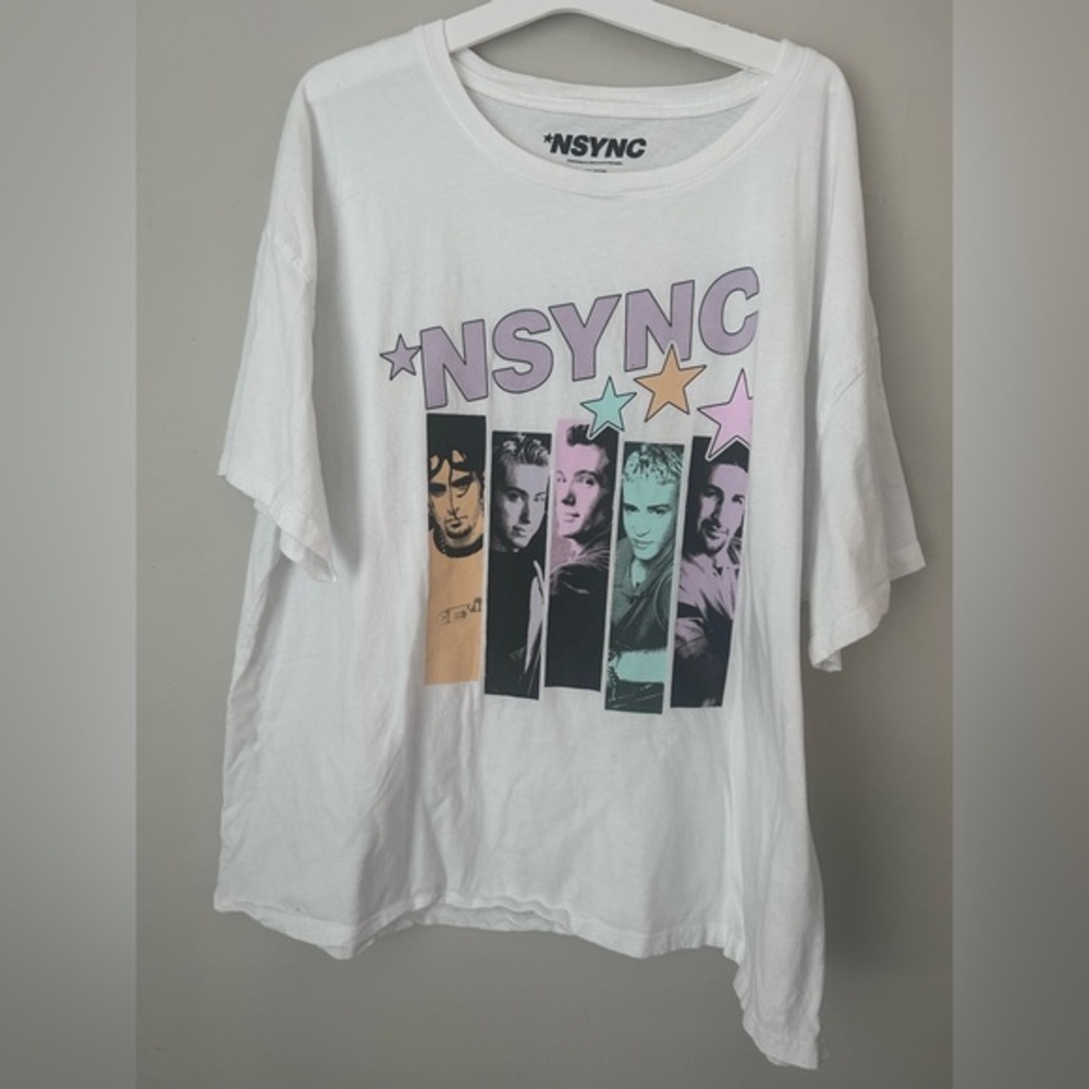 NSYNC White Graphic T-Shirt‎
